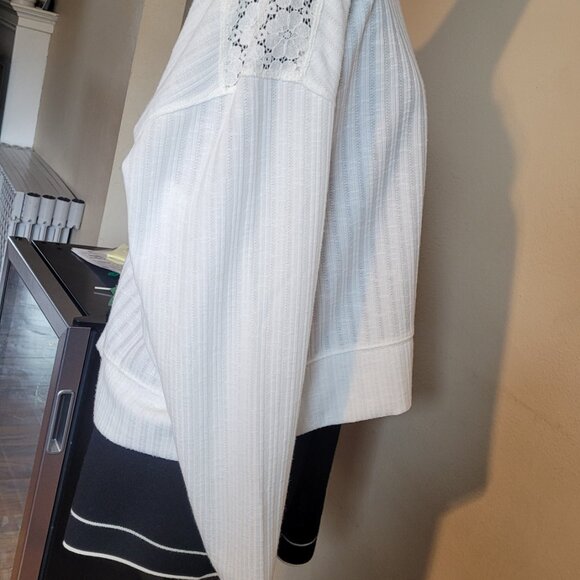 Francesca’s‎ White Textured Long Sleeve Top - Picture 3 of 5